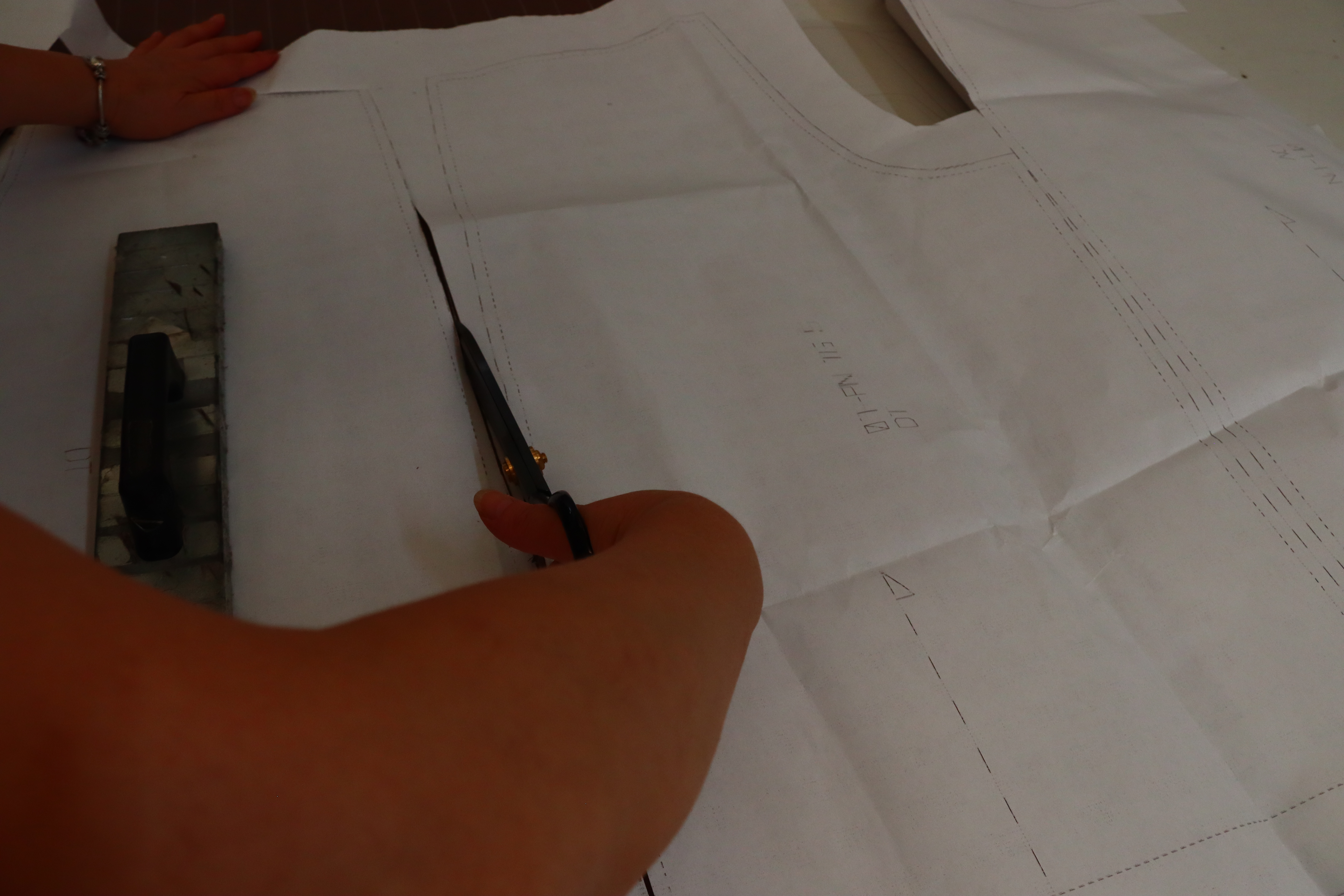 Pattern and cutting — Casa Selinda, Prato